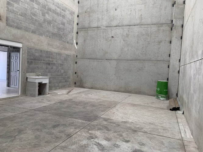 Ofibodega en Renta. zona 4 Mixco. Zona de Negocios San Nicolas