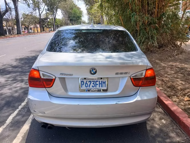 BMW 325I 2006