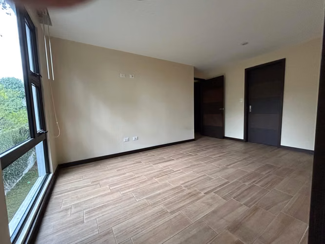 VHII EDIFICIO AGORA apartamento 100m2 excelente ubicaciòn/estado vista panorámica al volcán