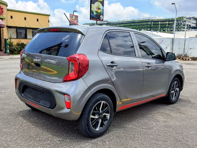 2022 KIA PICANTO SPORT GT 1.2L MECÁNICO AGENCIA - Imagen 6