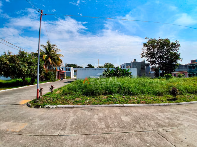 Lote de 7m* 18m