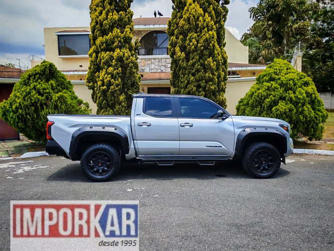 TOYOTA TACOMA XP SERIES, 4X4 MODELO 2025