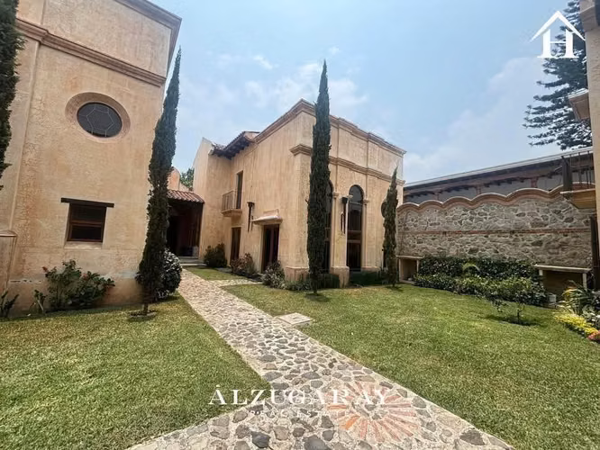 6 villas en venta Cortijo de Las Flores, Antigua