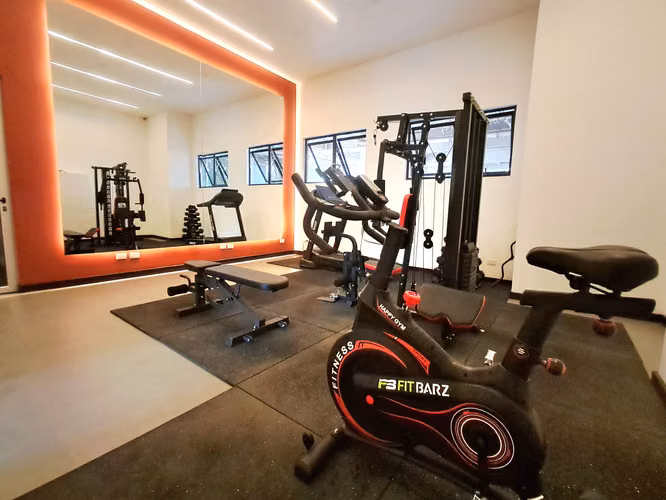 APARTAMENTO AMUEBLADO PARA ESTRENAR EDIFICIO ARLES 57MTS2,  2 DORMITORIOS, ZONA 15