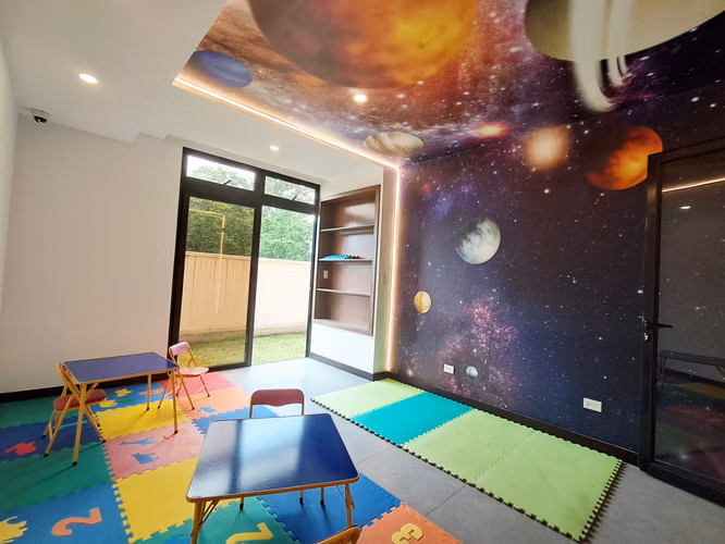 APARTAMENTO AMUEBLADO PARA ESTRENAR EDIFICIO ARLES 57MTS2,  2 DORMITORIOS, ZONA 15