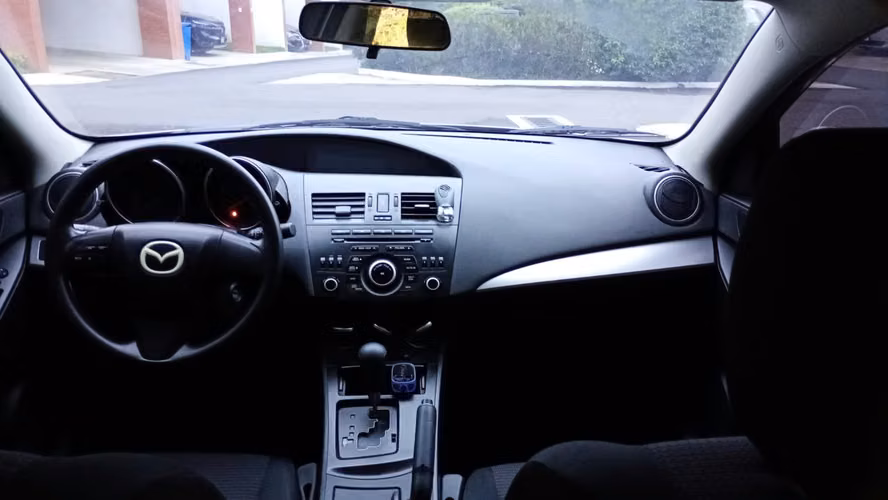 Mazda 3 Sedán 2012 Automático Tiptronic – Excelente Estado