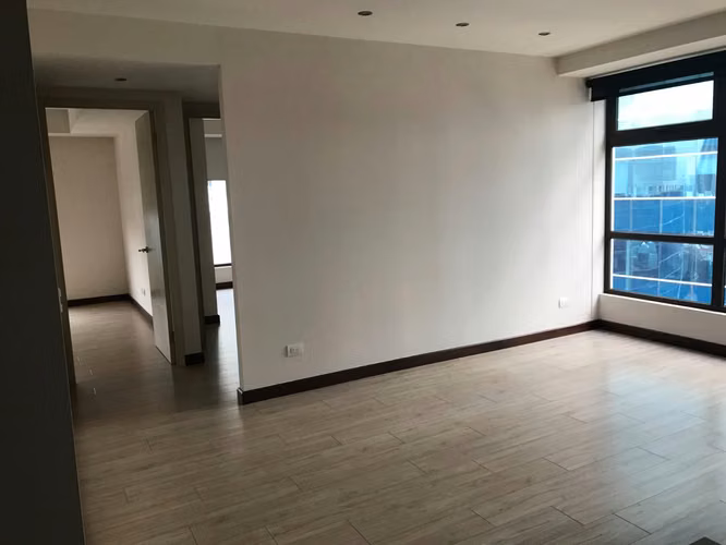 Venta de Apartamento en Edificio Veinti4 | Zona 10 a la par de Zona Pradera