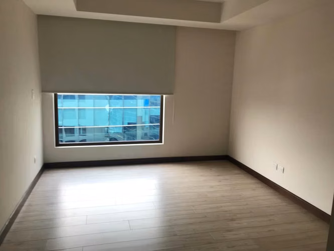 Venta de Apartamento en Edificio Veinti4 | Zona 10 a la par de Zona Pradera