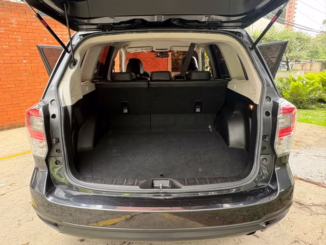 Subaru Forester AWD año 2018 de agencia