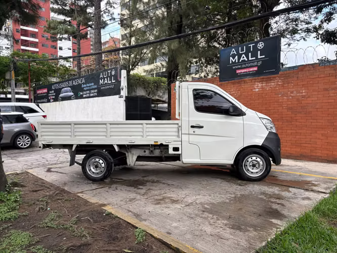 Pick up Changan MD201 año 2024 de agencia 16,500 Kms