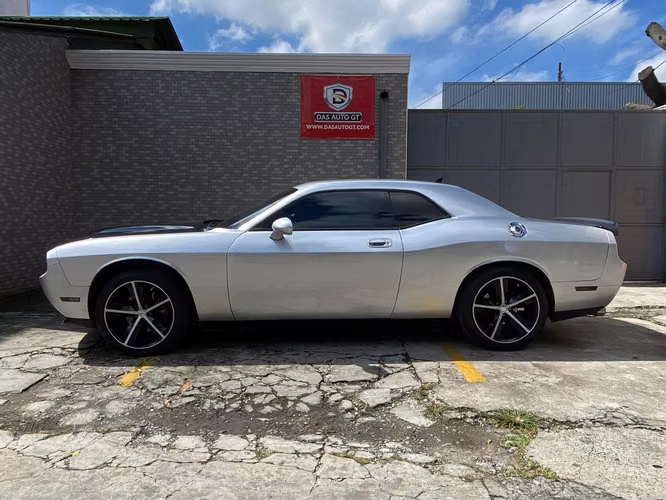 Dodge Challenger R/T Importado Modelo 2009