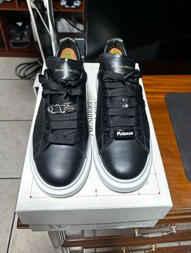 Alexander McQueen Oversized Sneaker – Originales y Nuevos - Talla: 41.5 (Leer Descripción) - Imagen 6