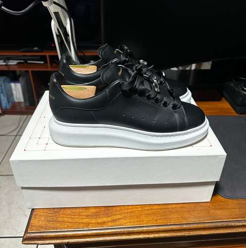 Alexander McQueen Oversized Sneaker – Originales y Nuevos - Talla: 41.5 (Leer Descripción) - Imagen 4