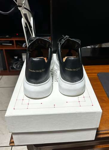 Alexander McQueen Oversized Sneaker – Originales y Nuevos - Talla: 41.5 (Leer Descripción) - Imagen 5