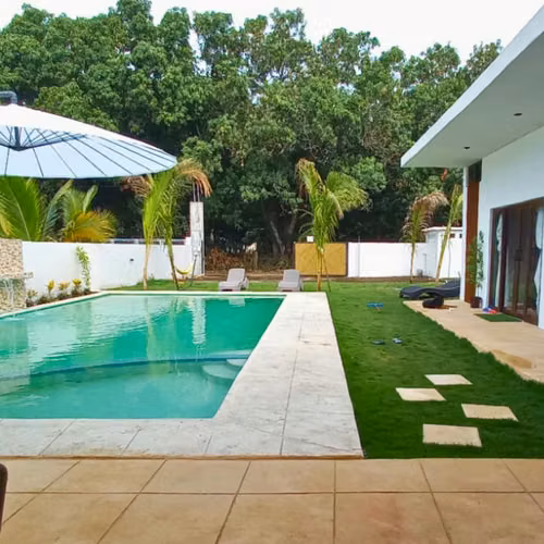 Monterrico | Casa de Playa NUEVA, con linda Piscina, Amueblada, en Venta!