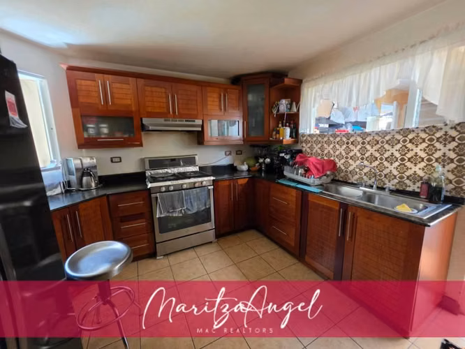 VENTA DE CASA EN SAN MARINO. SAN CRISTOBAL ZN 8 MIXCO