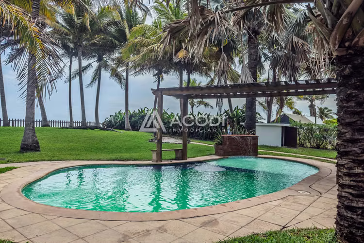 Casa frente al mar en Monterrico, Santa Rosa - Imagen 1