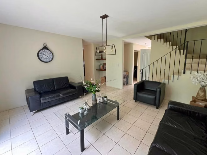 CASA AMUEBLADA EN RENTA EN VILLA VENETTO KM 25.5 CAES