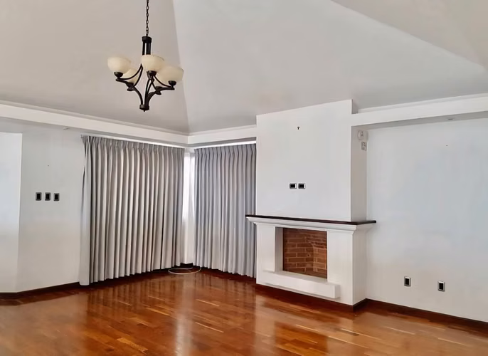 ESPECTACULAR CASA EN VENTA ZONA 16 LA MONTAÑA