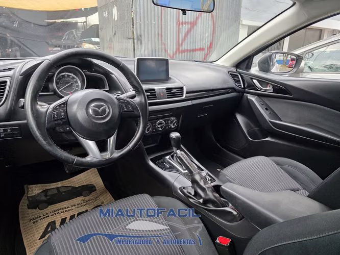Mazda 3I Touring M. 2015 Financiamiento privado disponible - Imagen 5