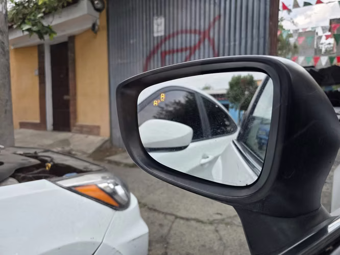 Mazda 3I Touring M. 2015 Financiamiento privado disponible - Imagen 15