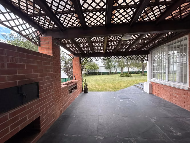 ALQUILO ESPECTACULAR CASA EN Z.16, AMPLIOS JARDINES