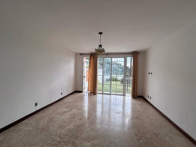 ALQUILO ESPECTACULAR CASA EN Z.16, AMPLIOS JARDINES