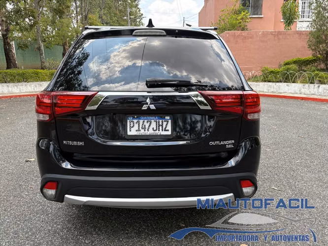 Mitsubishi Outlander SE M. 2019 - Imagen 4