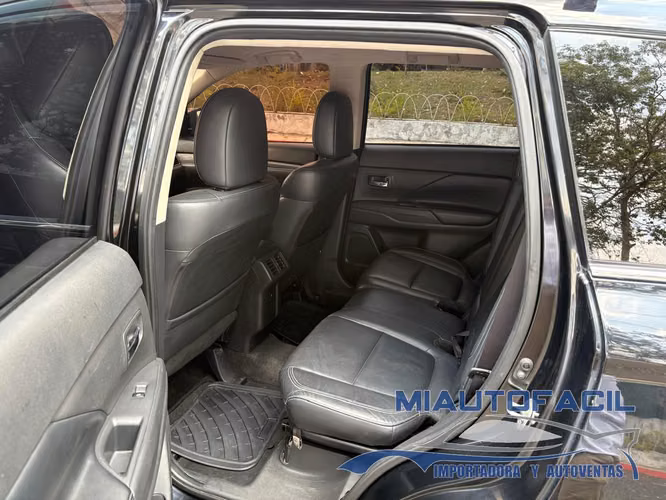 Mitsubishi Outlander SE M. 2019 - Imagen 6