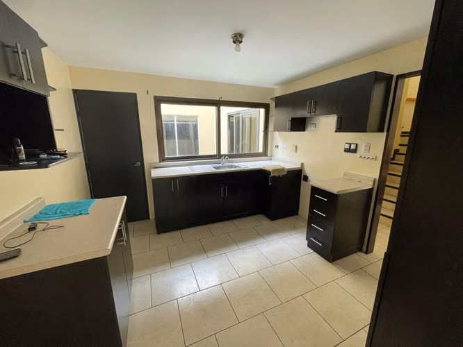 CASA EN VENTA CONDOMINIO CUMBRES DE LA ARBOLEDA KN. 21.5 CARRETERA A EL SALVADOR - Imagen 11