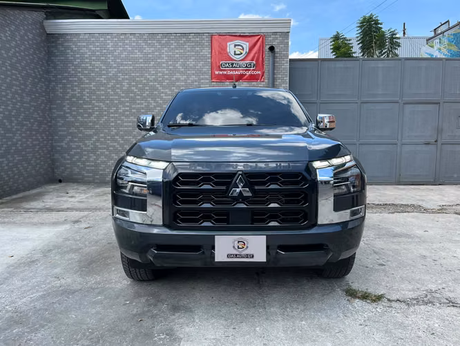 Mitsubishi L200 GLS de Agencia Modelo 2025
