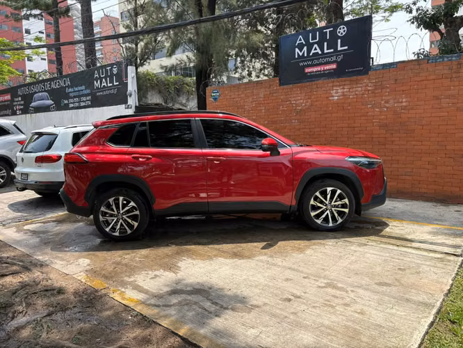 Toyota Corolla Cross Hibrida 2022 de agencia - Imagen 2