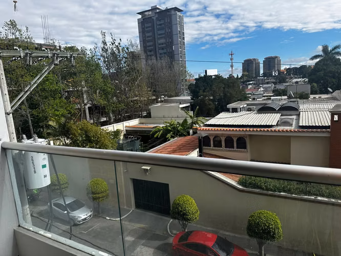 LINDO APARTAMENTO TIPO ESTUDIO EN RENTA EN VIVALT ZONA 10 - Imagen 6