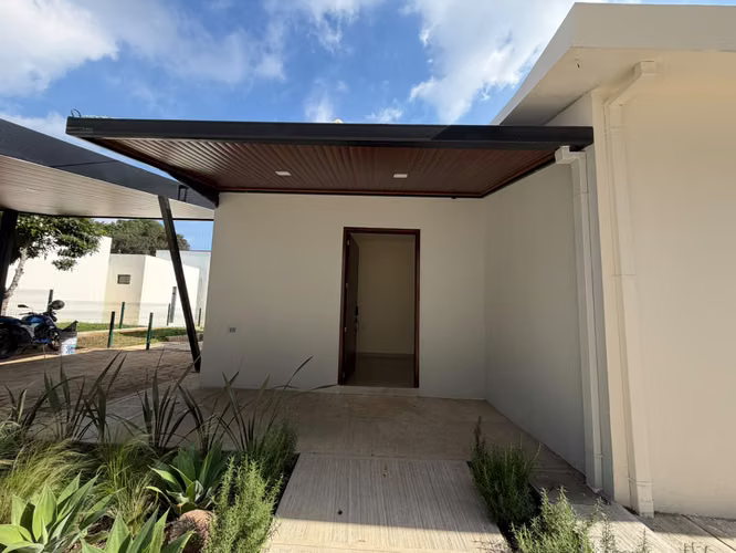 VENTA DE CASA DE UN NIVEL CERCA DE SAN LUCAS SAC - Imagen 7
