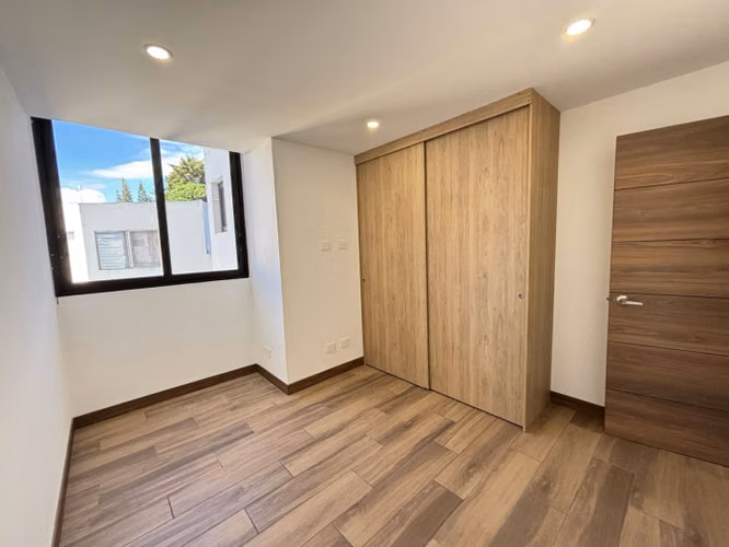 Apartamento en renta en zona 15 Vista Hermosa 1