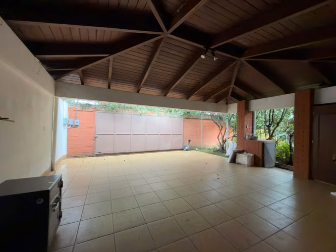CASA EN RENTA EN ZONA 15 VHI 4 HABITACIONES Y ELEVADOR - Imagen 8