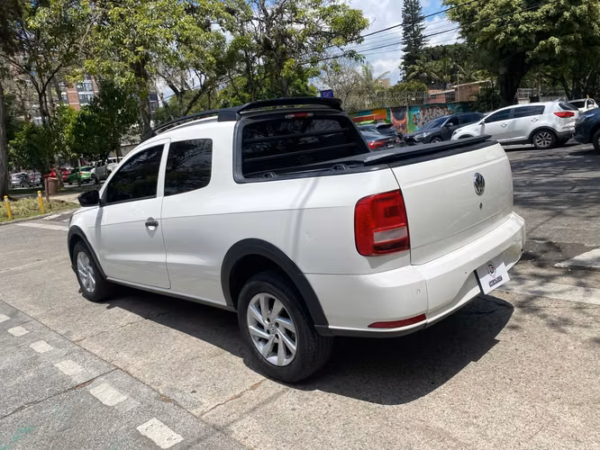 Volkswagen Saveiro Doble Cabina De Agencia Modelo 2021