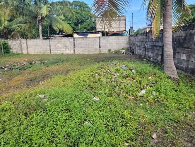 Terreno en alquiler para supermercados, bodega, bancos, restaurantes o franquicia