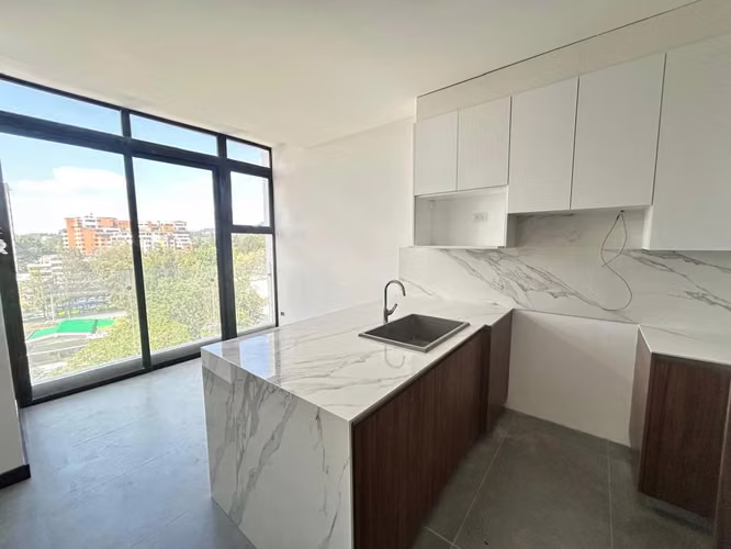 LINDO APARTAMENTO EN RENTA EN ARLES VISTA HERMOSA 2 ZONA 15 - Imagen 3