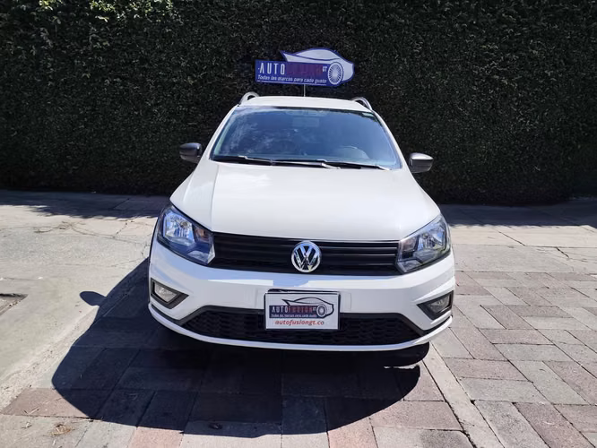 Volkswagen Saveiro Modelo 2021 de agencia - Imagen 3