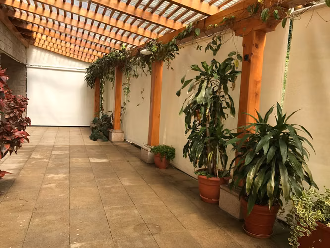 Casa en venta, Bosques de las Luces, km 13.5 Carrterea Al Salvador, 8 parqueos, Jardin amplio, CES - Imagen 8