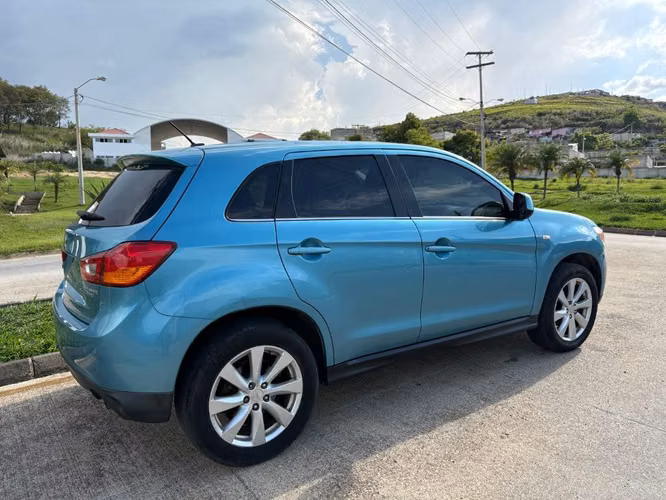 Mitsubishi outlander sport se2014