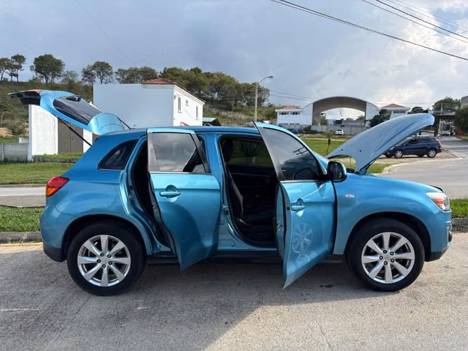 Mitsubishi outlander sport se2014