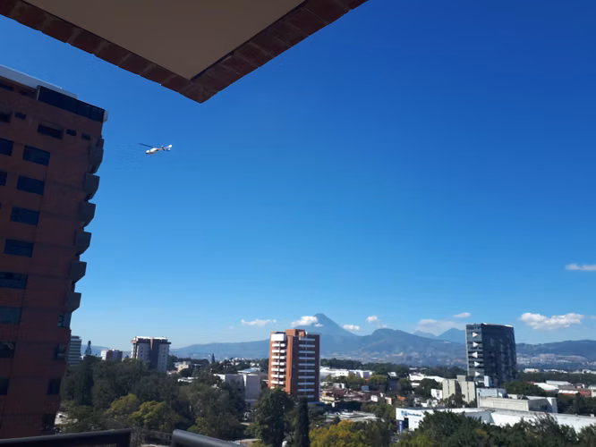 APARTMENT FOR RENT IN ZONE 14 TORRE CONDESA WITH AC