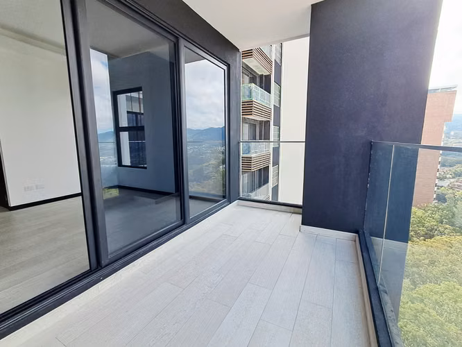 APARTAMENTO CON LÍNEA BLANCA PARA ESTRENAR EDIFICIO VERDÚ 140.67 MTS2, 3 DORMITORIOS, ZONA 13 - Imagen 4
