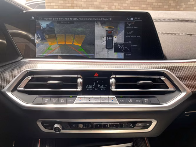 BMW X5 xDrive 40i Kit M de Agencia Modelo 2023 - Imagen 16