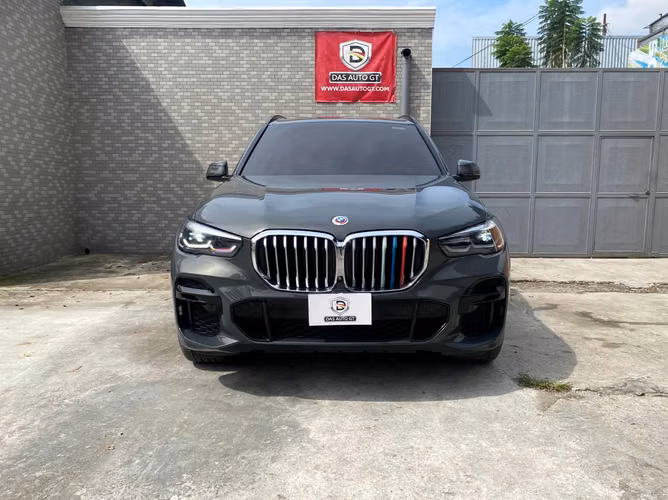 BMW X5 xDrive 40i Kit M de Agencia Modelo 2023 - Imagen 8