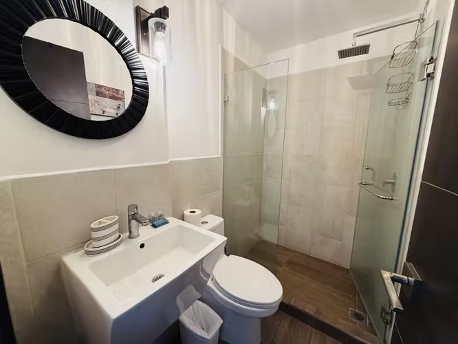 APARTAMENTO EN RENTA, EDIFICIO CONDADO 14 56 MTS2, 2 DORMITORIOS, ZONA 14