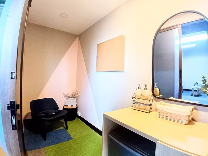 Oficina Corporativa en Zona 10  |  Piso completo  |   579m2