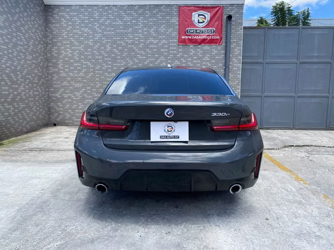 BMW 330e Hybrid de Agencia Modelo 2023
